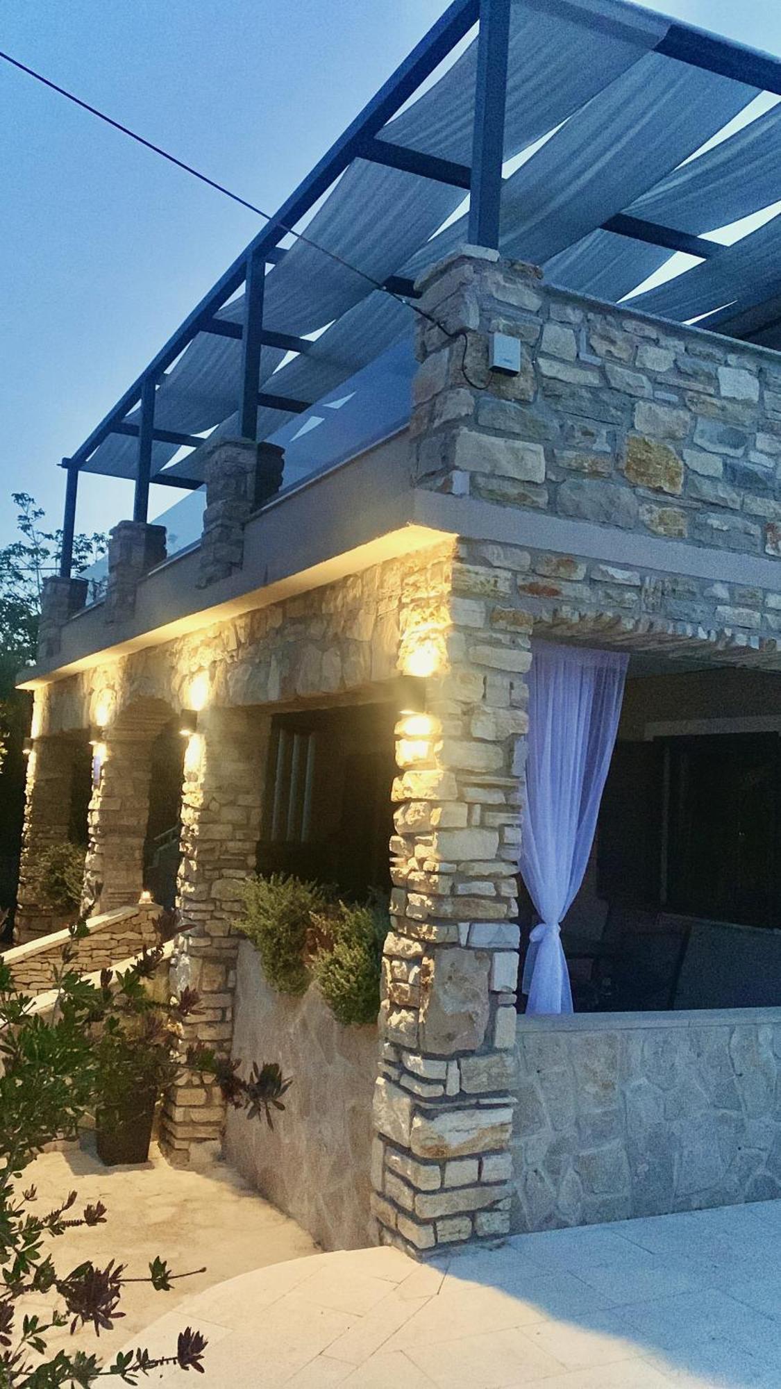Ferienwohnungen VI La Mare With Heated Pool 扎达尔 外观 照片